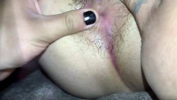 my girlfriend came home to suck her pussy